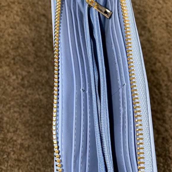 Blue Wallet - Picture 4 of 4